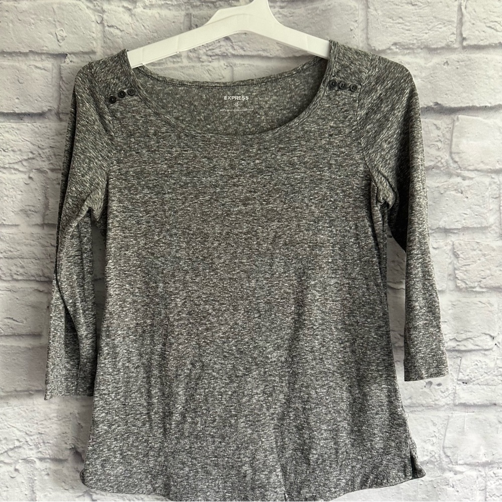 PREOWNED EXPRESS GREY BUTTON NECK LONG SLEEVE TSHIRT WOMENS XS
